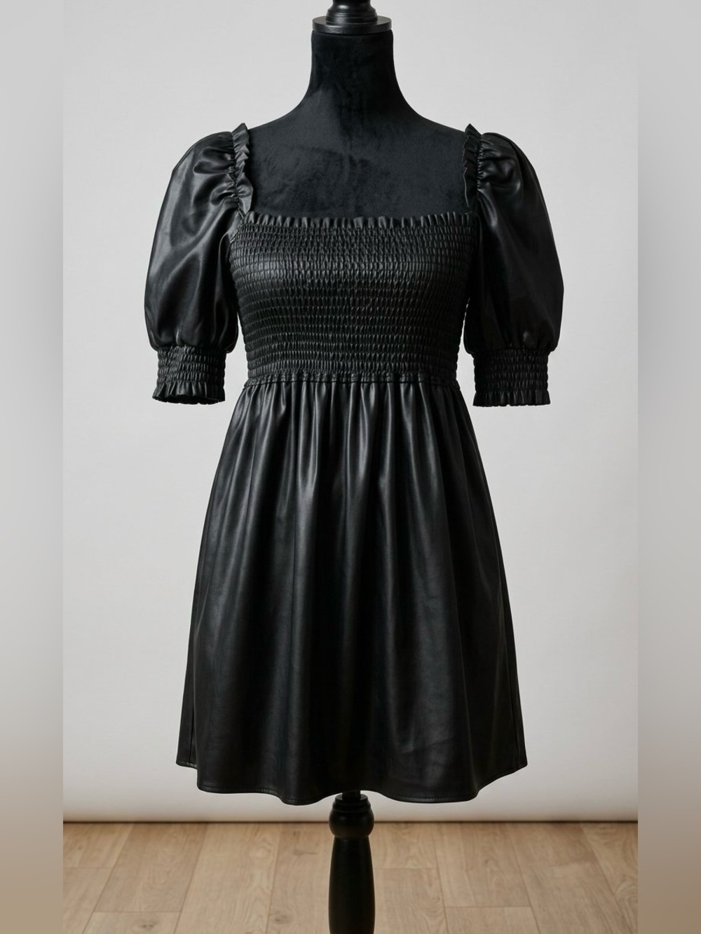 7 For All Mankind $198 Athena Black Faux Leather Smocked Mini Dress XS. NWT